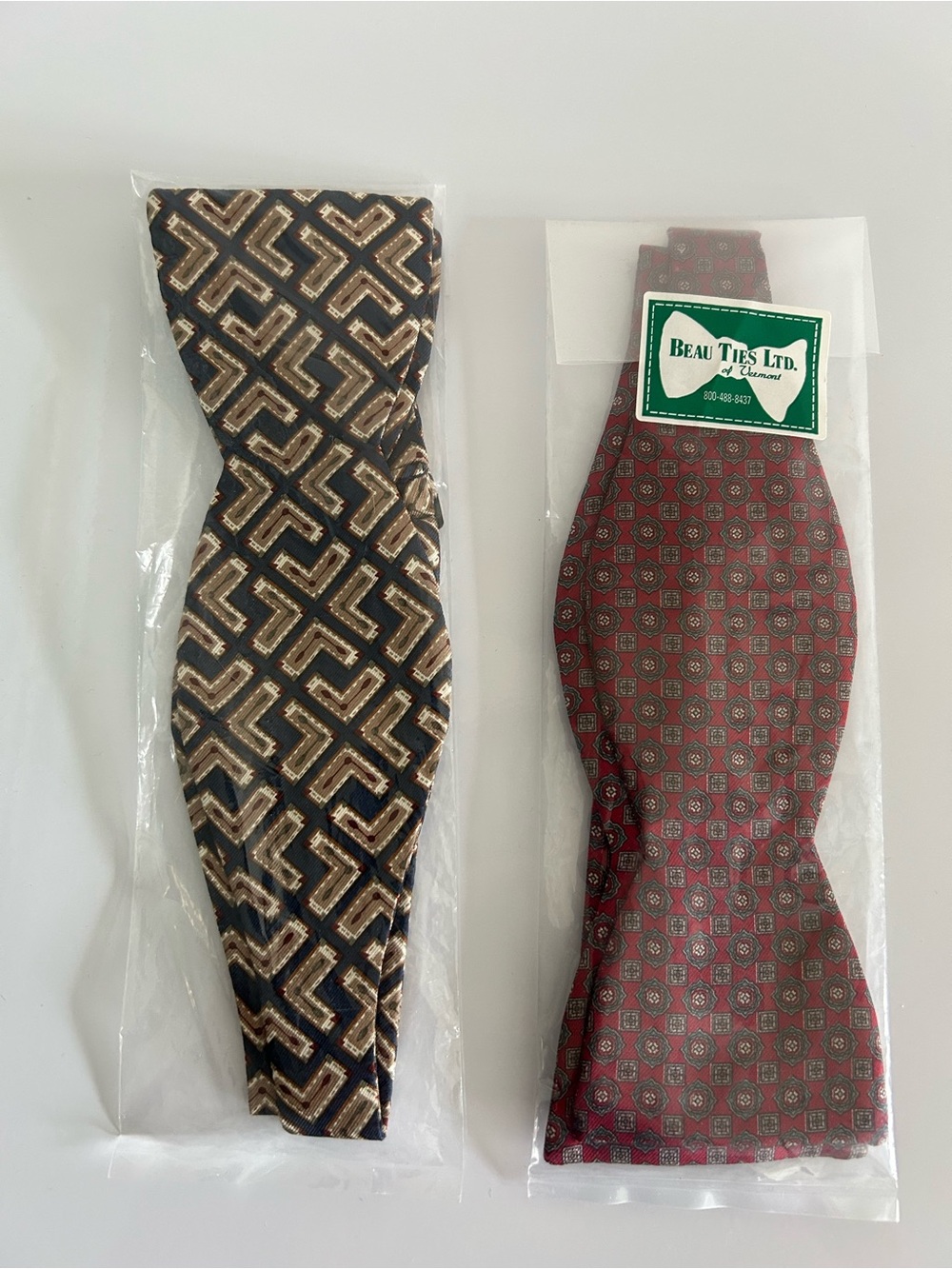 Beau Ties Ltd. of Vermont Two Printed Bow Ties - Silk - New in Package - Picture 2 of 4